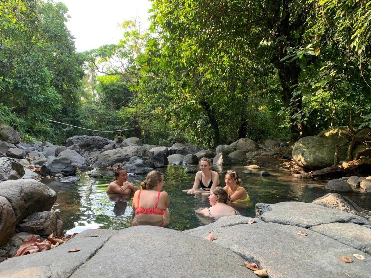 Lala Salama Backpacker Teluknarat Exterior foto